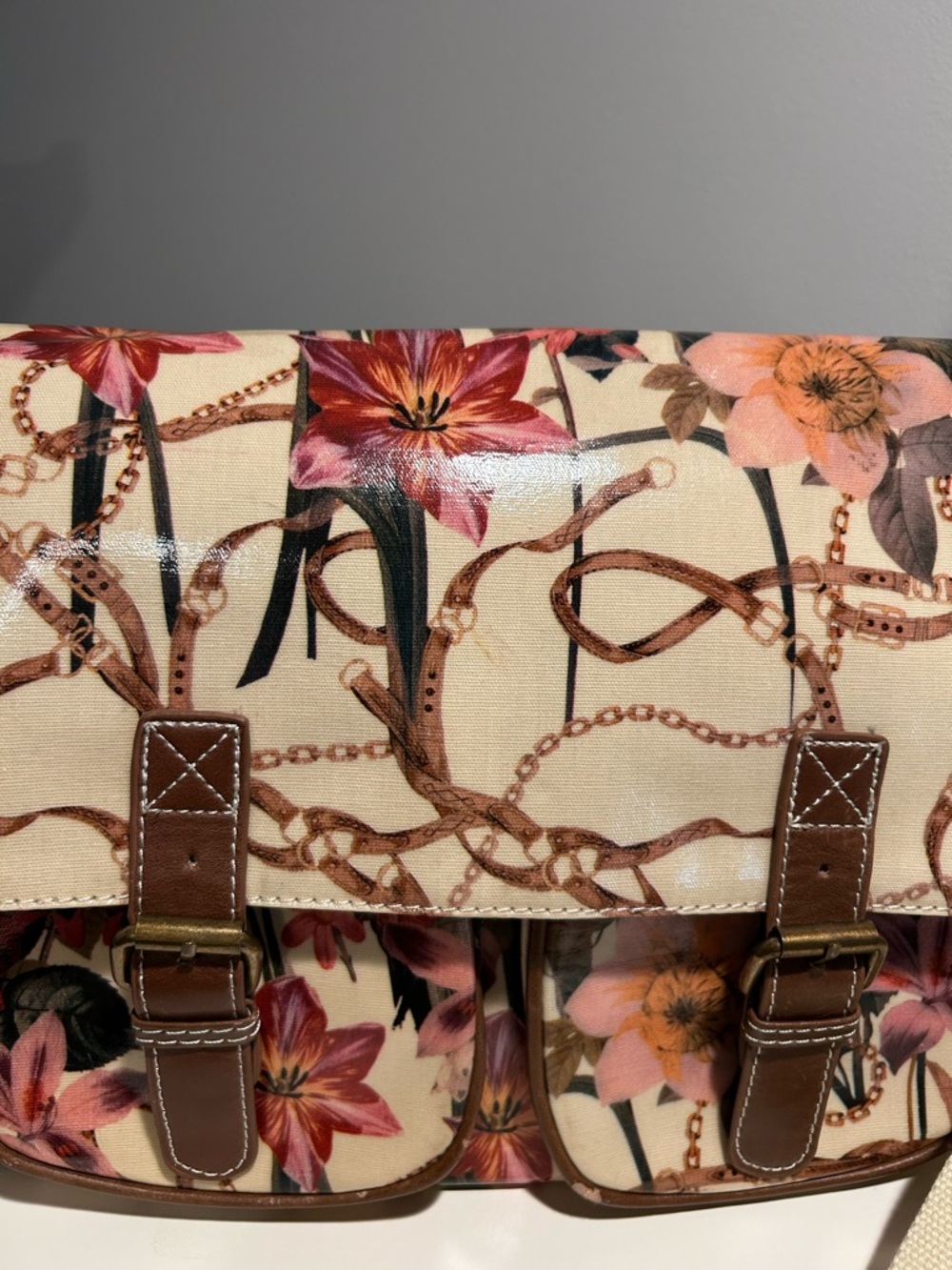 LYDC London Floral Chain Print Coated Canvas Flap Messenger Shoulder Bag NWOT - Picture 7 of 9